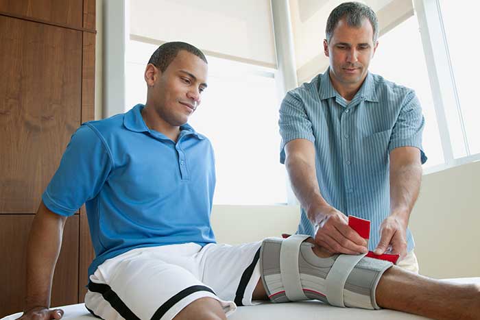 Knee brace